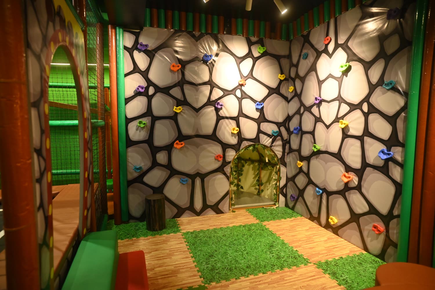 Soft play zone for toddlers at Wild Wonders Mulund